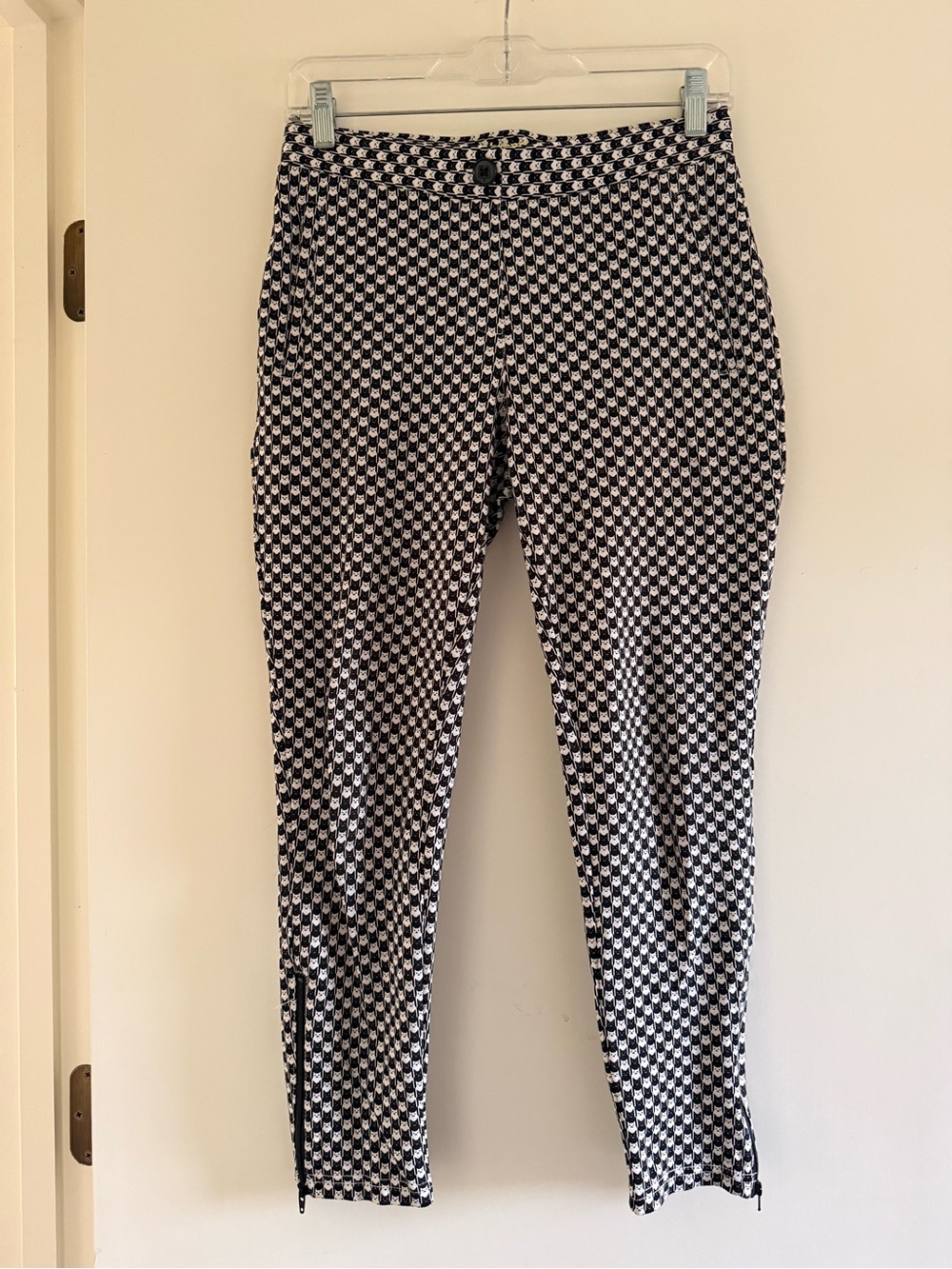 Betabrand Catstooth Print Pull On Dress Pants